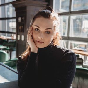 Meet your Posher, Jade